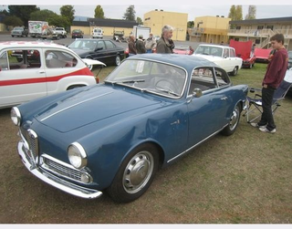 Illustration for article titled 2009 All Italian Car And Motorcycle Show